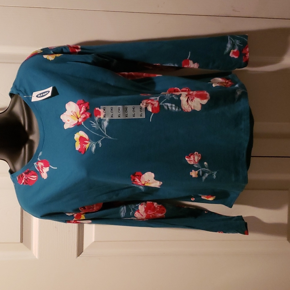 3/$10 Old Navy junior pull over high-low blouse